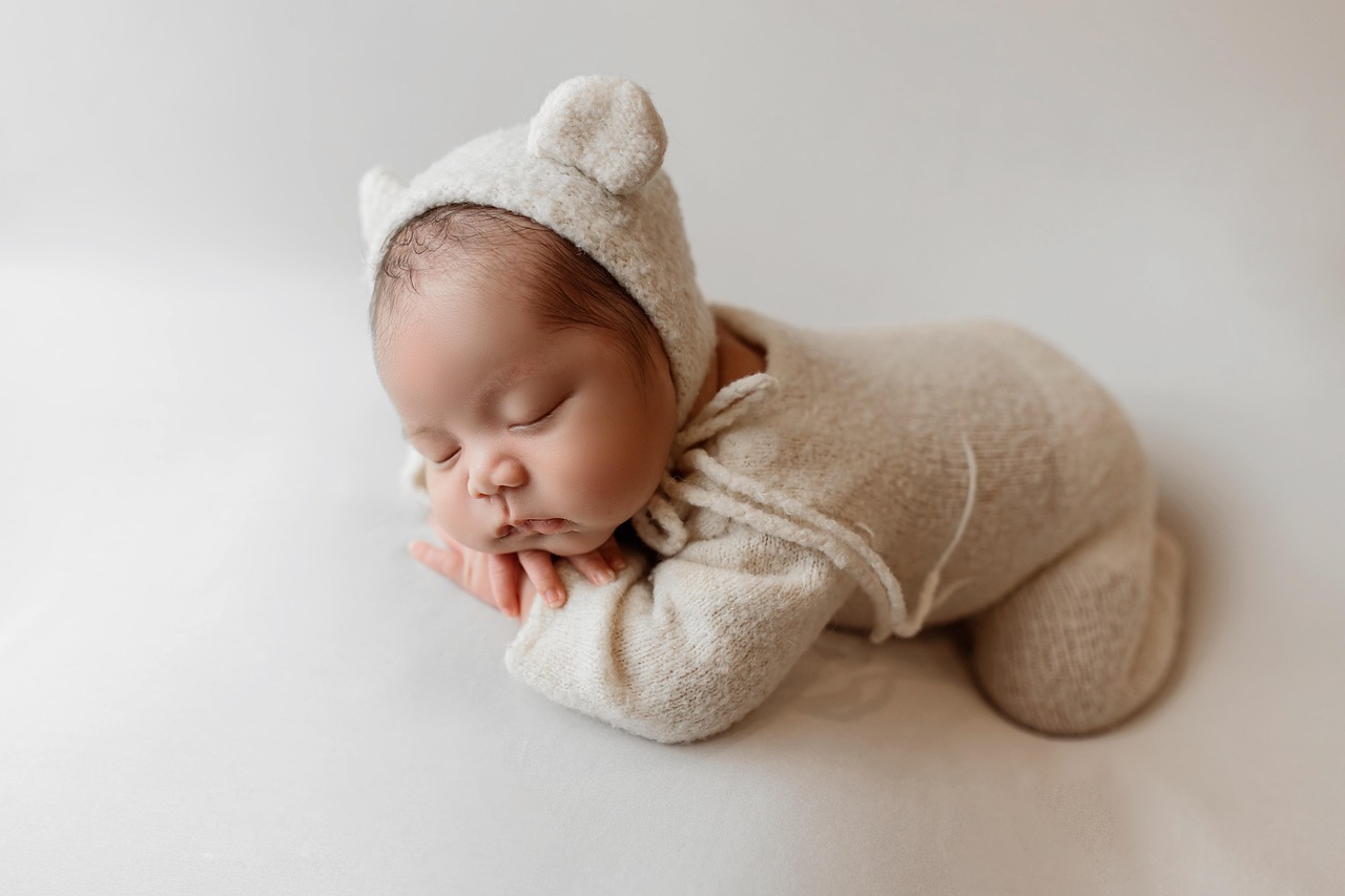 newborn baby essentials neutral